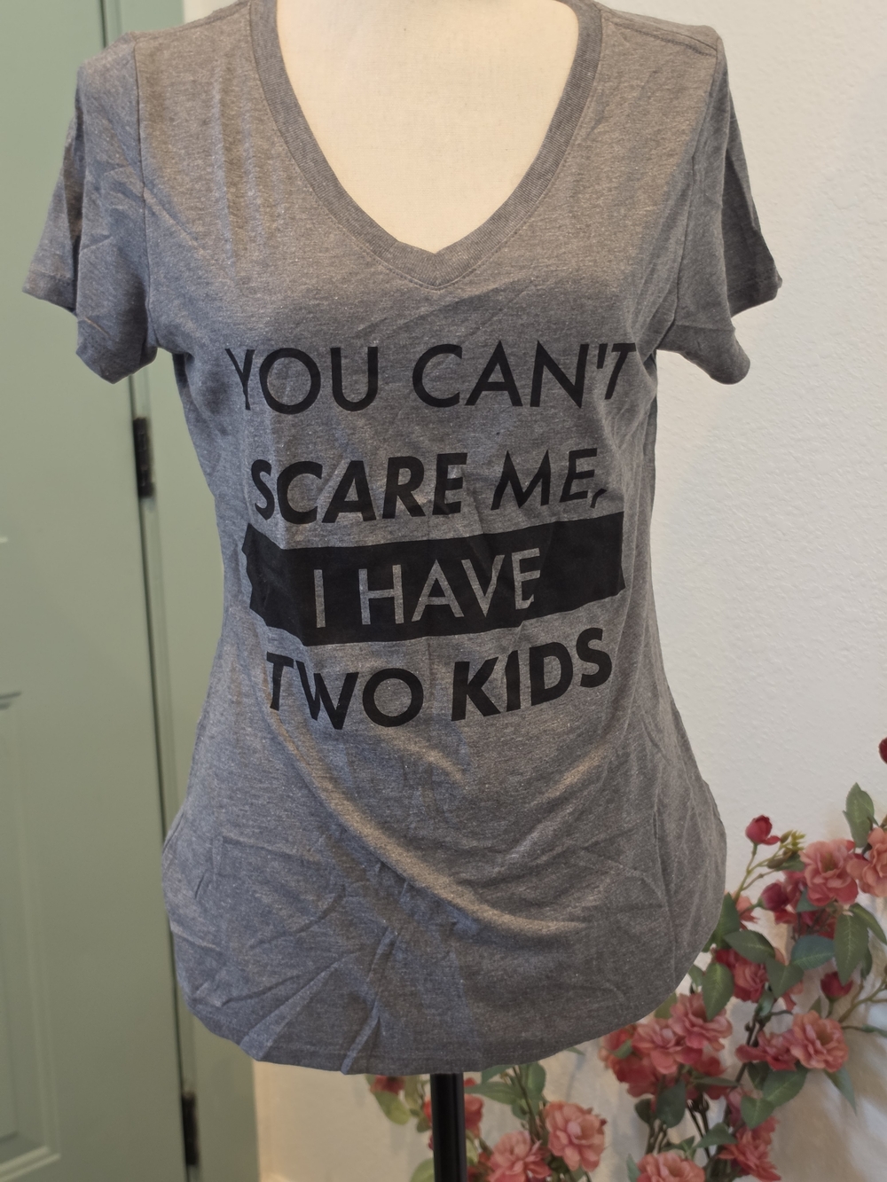 Graphic V-Neck Kids' Tee - Gray "You Can't Scare Me I Have Two Kids"- S - NEW
